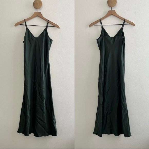 Quince Womens 100% Washable Silk Slip Dress in Forest Green - Picture 1 of 12